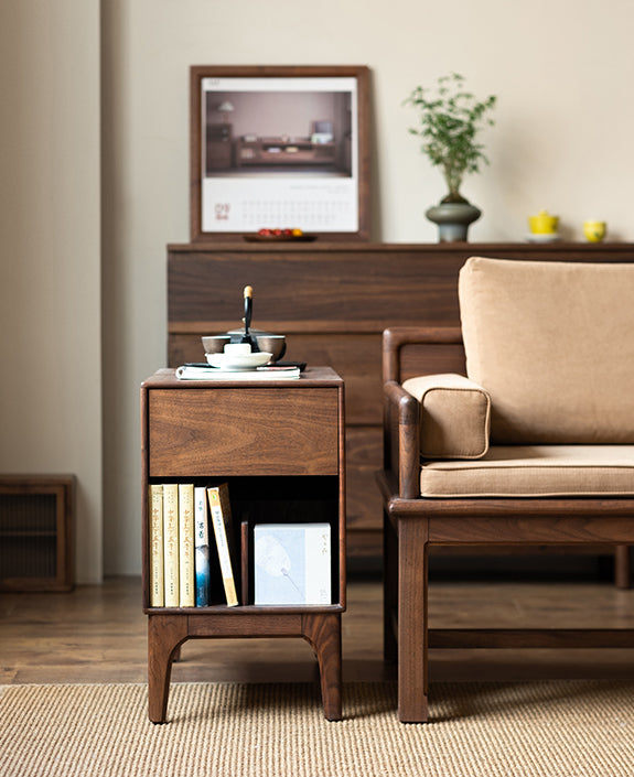 Mazonvintage-Charming Cottage black walnut Wood End Table