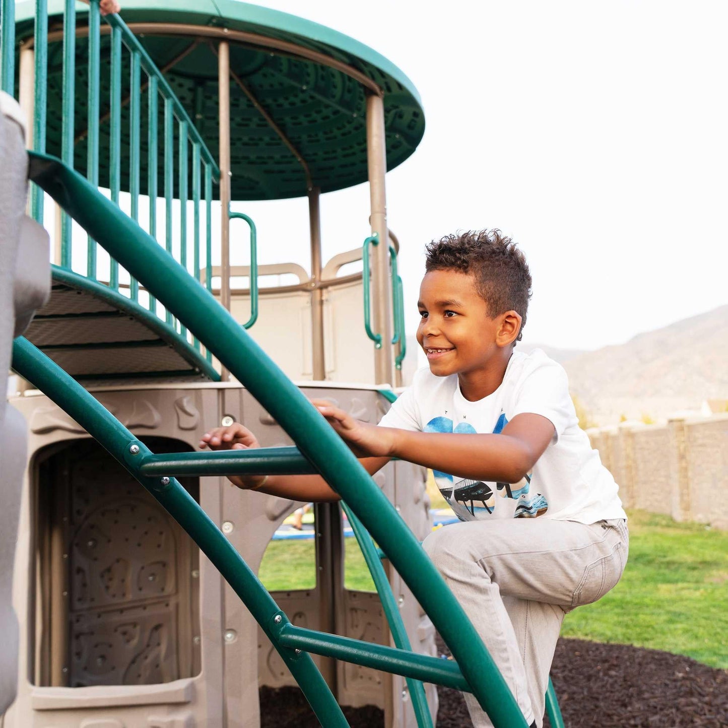 Mazonvintage Double Adventure Tower with Monkey Bars - 90966