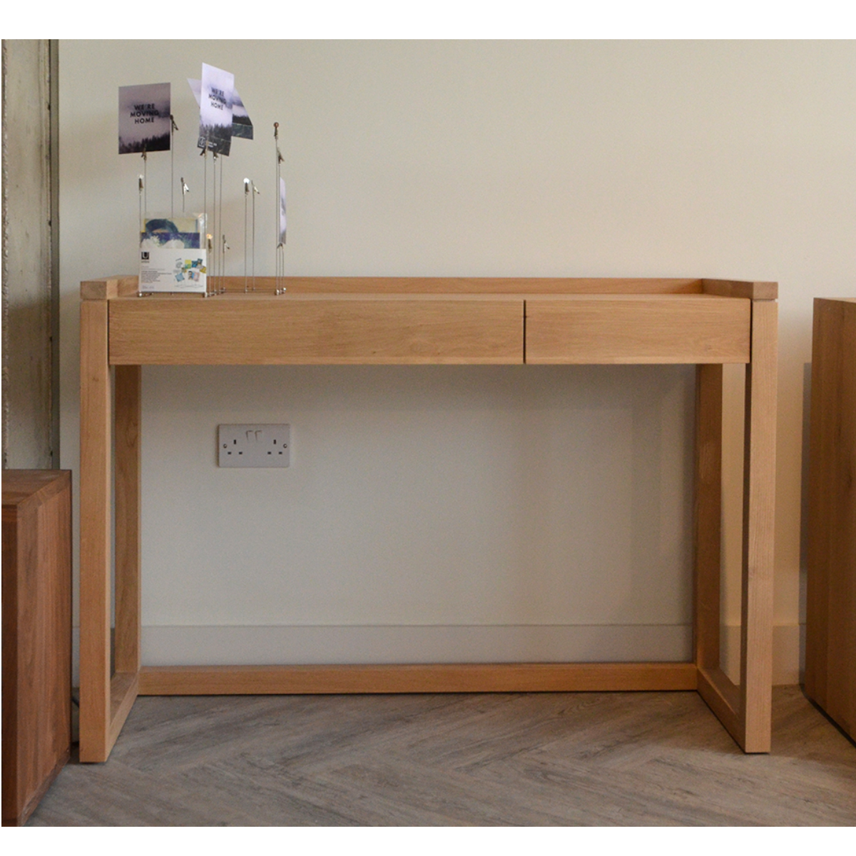 Earleen Oak Wood Console Table