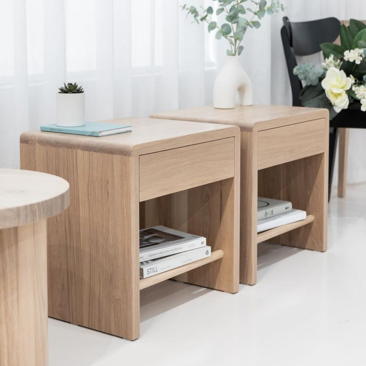 Garin Oak Wood Bedside