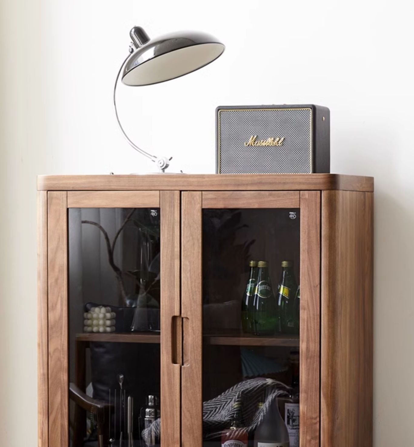 Mazonvintage-Sierra Black Walnut Wood Liquor Cabinet