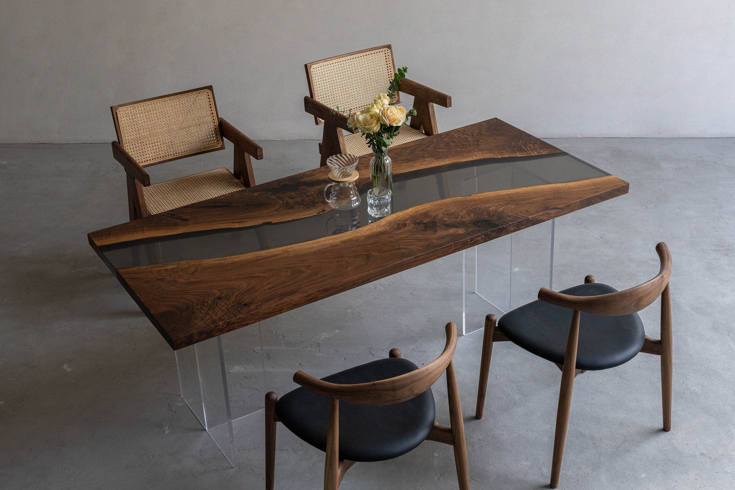 Mazonvintage-Custom solid America walnut Epoxy Resin River Table