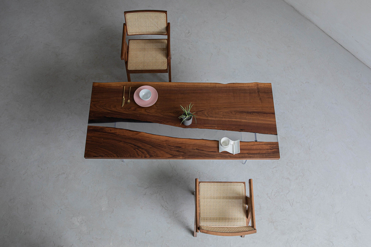 Mazonvintage-Vivid Edge Transparent Solid Wood Epoxy Resin Table