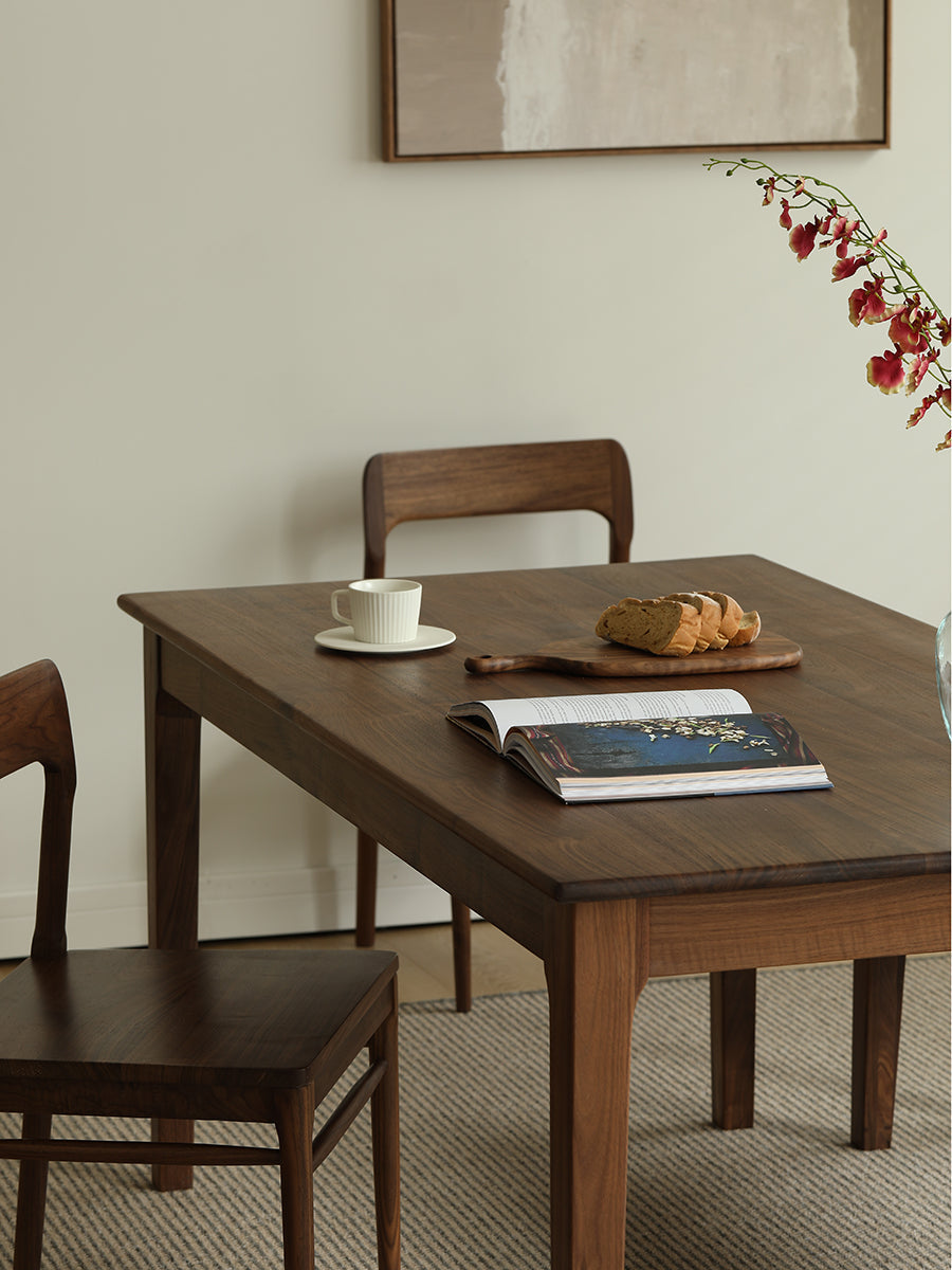 Mazonvintage-Vintage Charm Solid Wood Dining Table