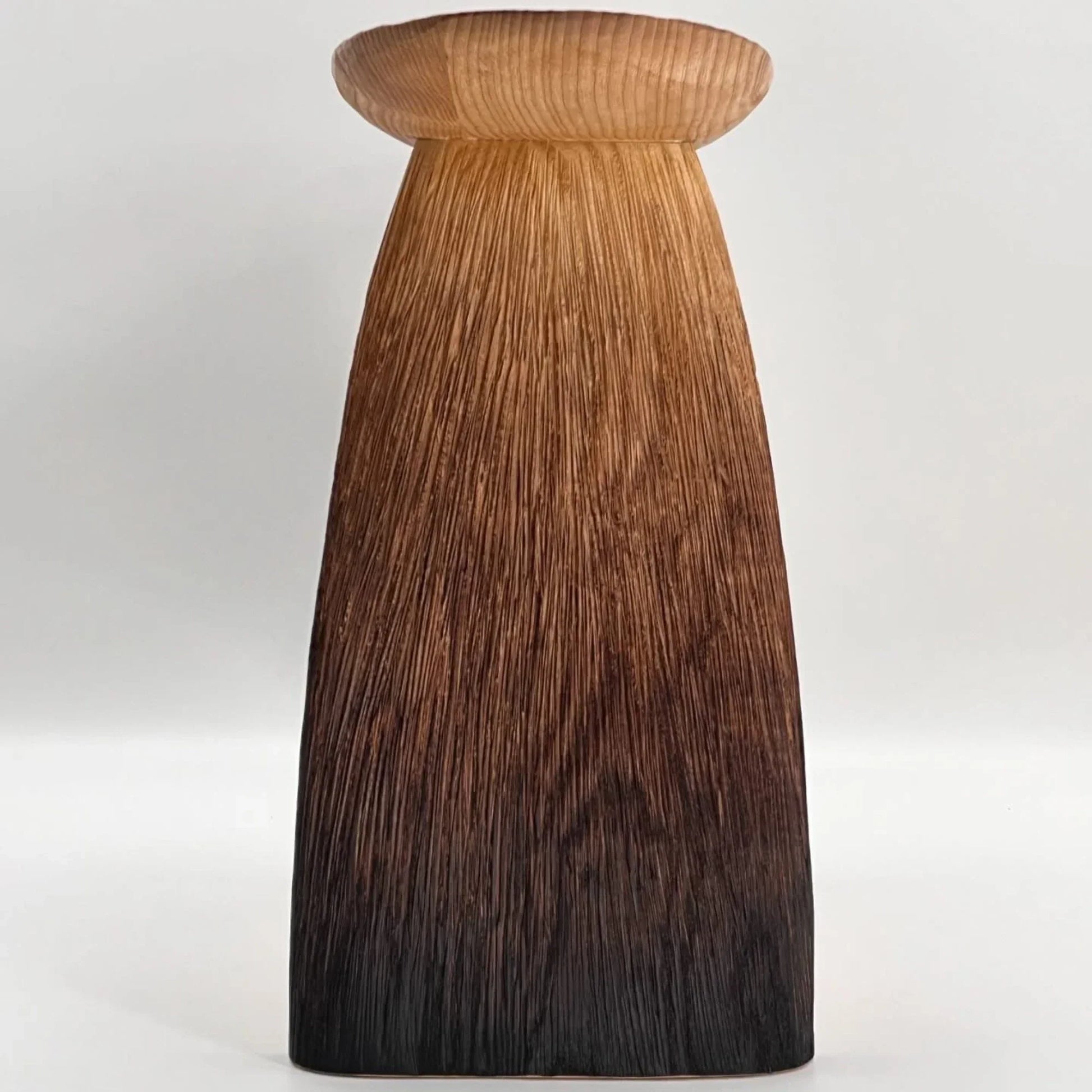 Oyo Oval Dining Table
