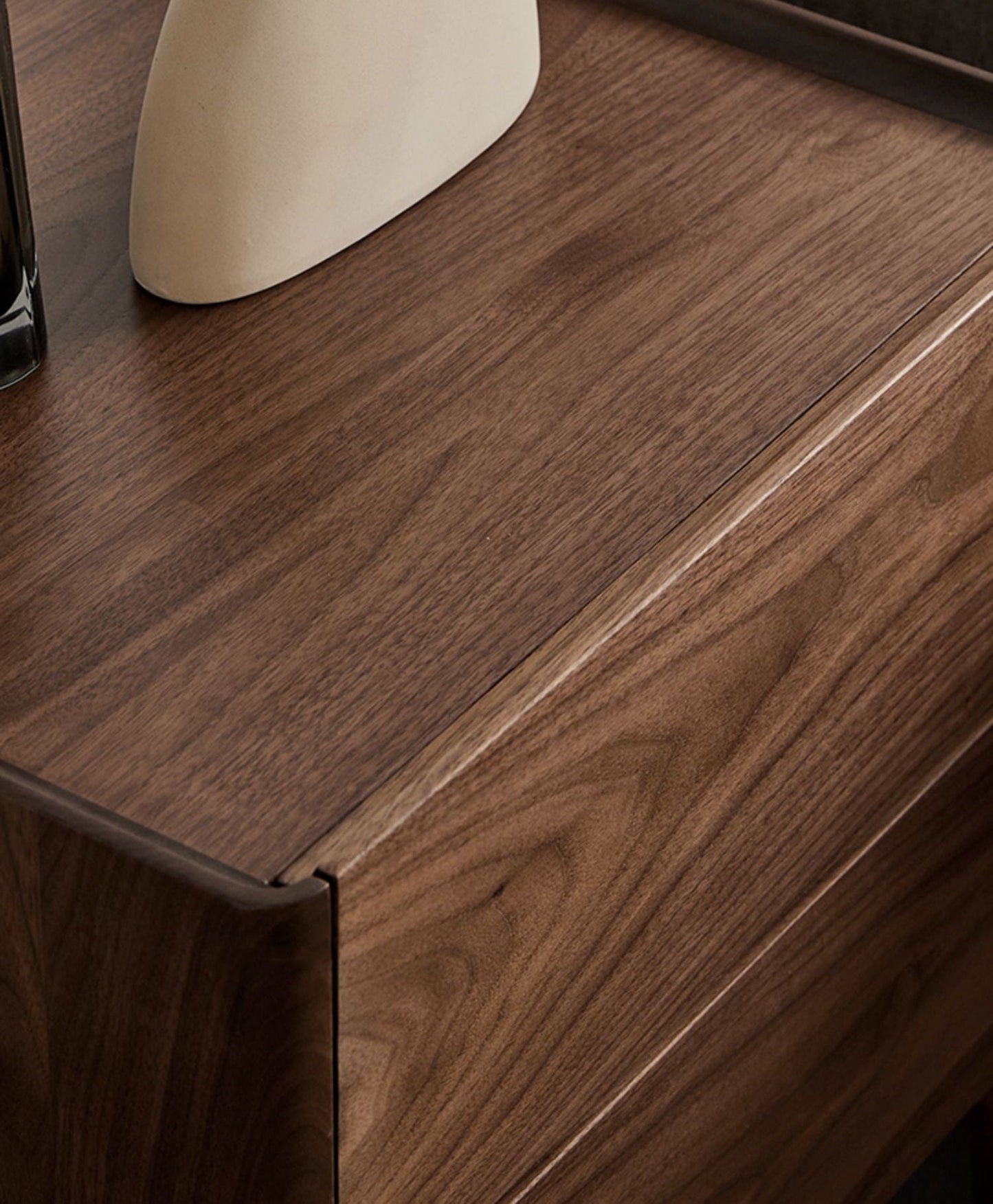 Mazonvintage-Sophisticated Black Walnut Wood Nightstand