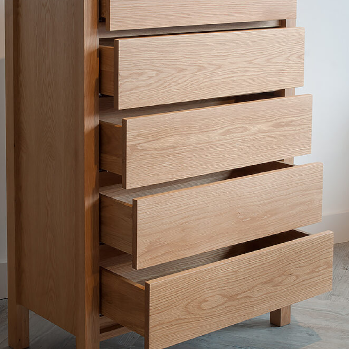 Caressa Oak Wood Chest of 5 Drawers