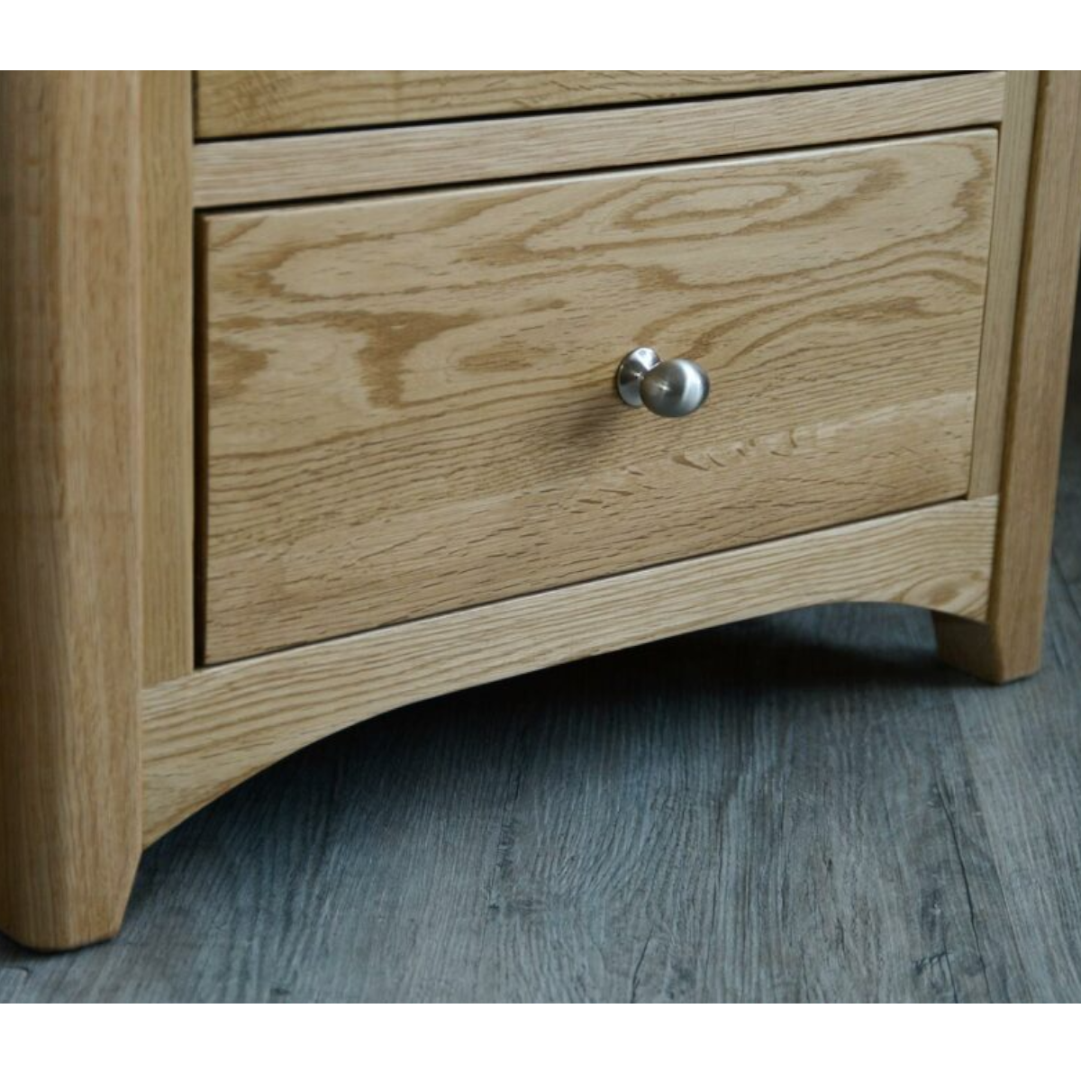 Cari Oak Wood Chest of 5 Drawers
