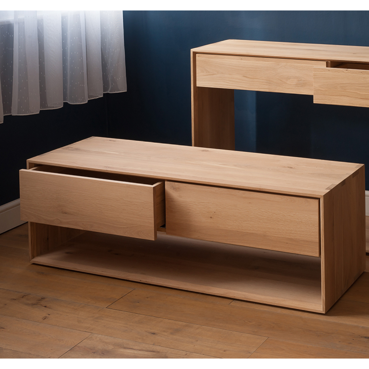 Ehan Oak Wood Media Unit