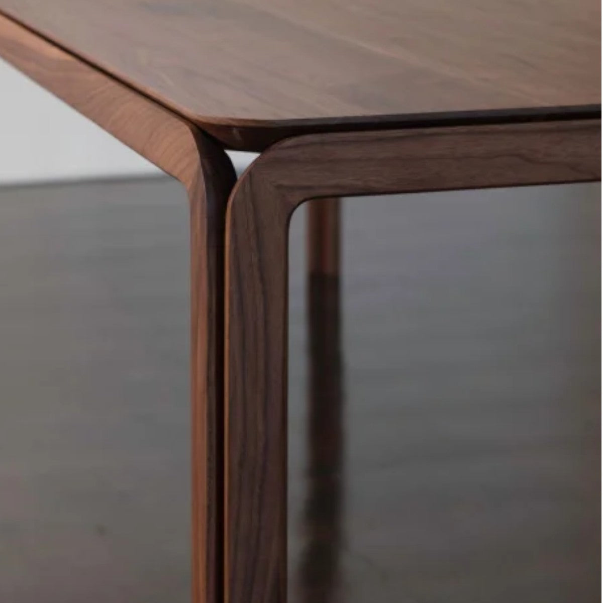 Elettra Walnut Wood 6 Seater Dining Table