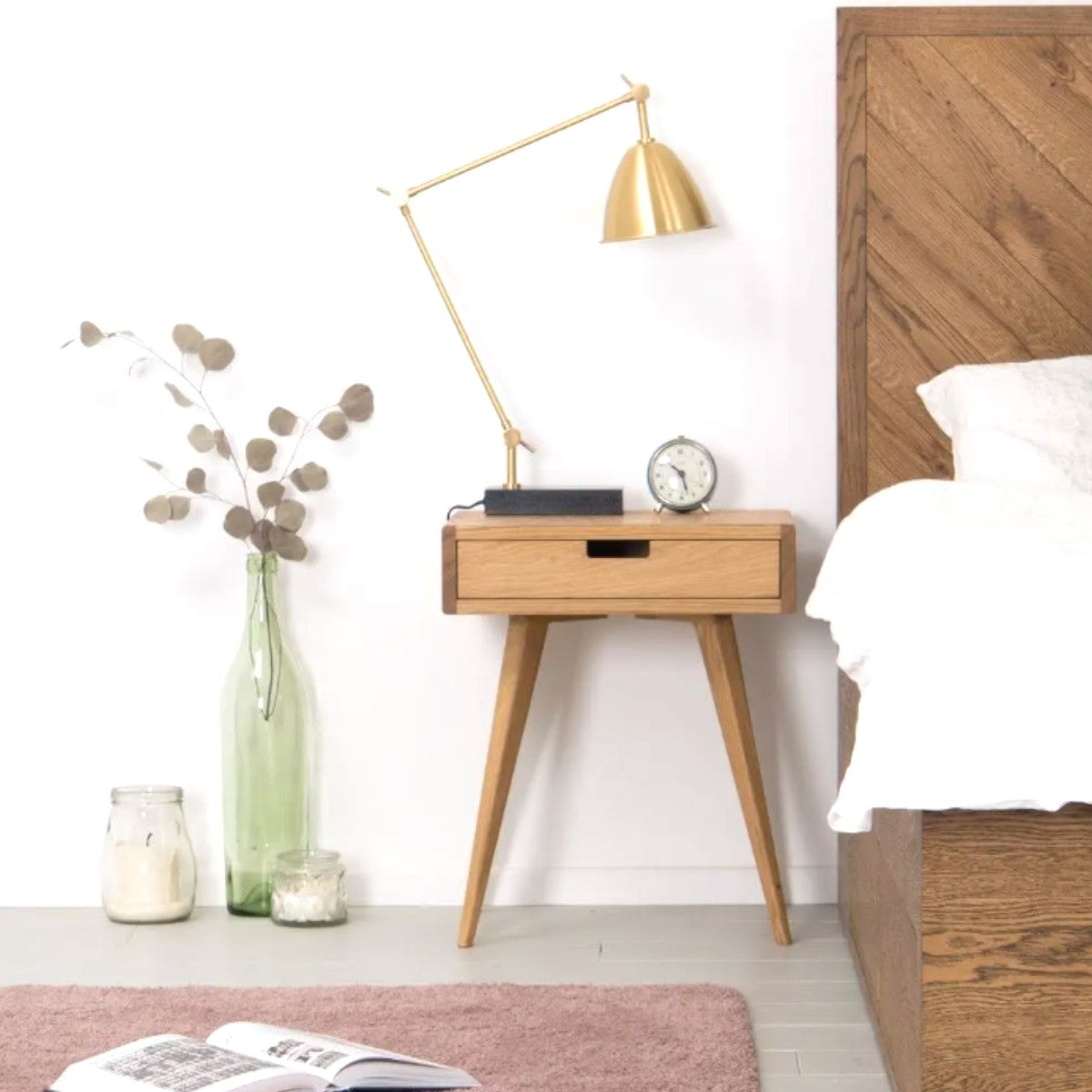 Evert Oak Wood Bedside
