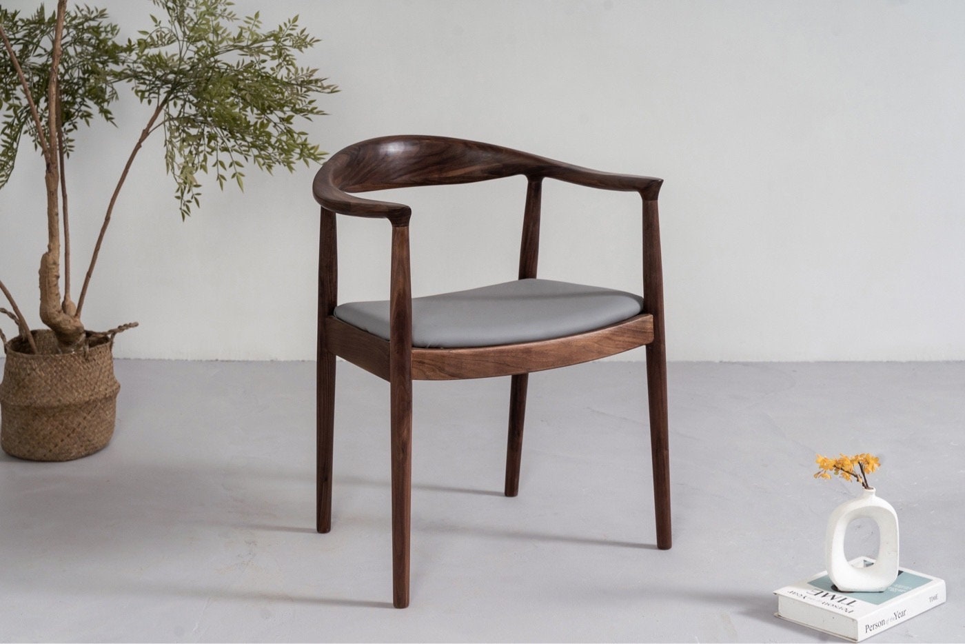 Mazonvintage-Mid Century Modern Solid Black Walnut Chair with Leather