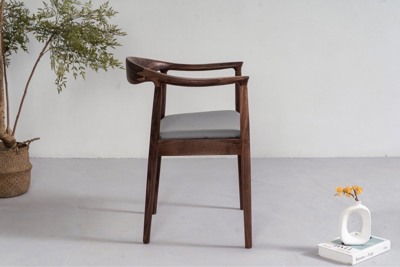 Mazonvintage-Mid Century Modern Solid Black Walnut Chair with Leather