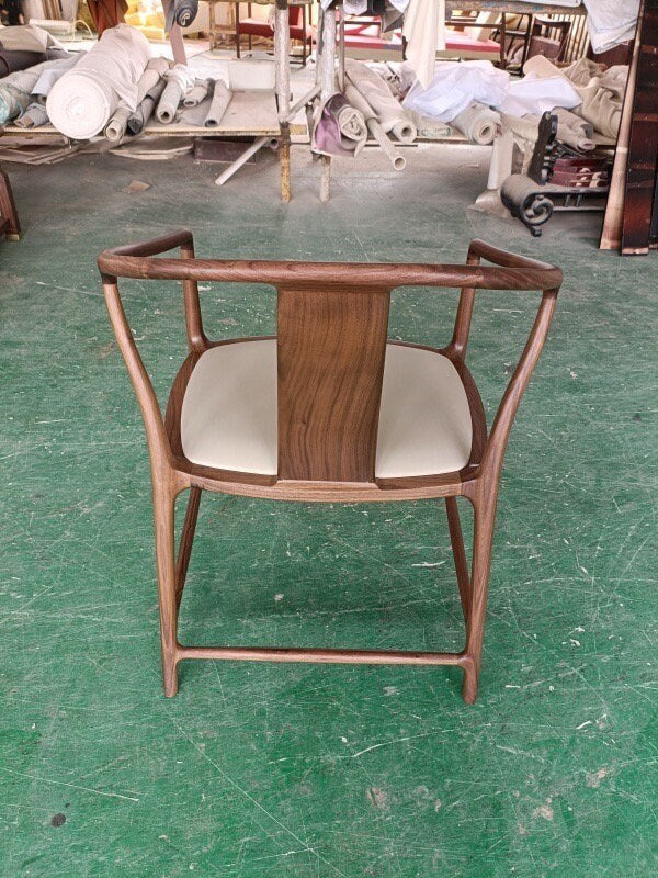 Mazonvintage-Ming-Style Horseshoe Back Walnut Wood Armchair