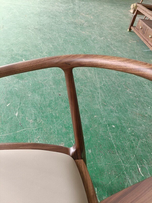 Mazonvintage-Ming-Style Horseshoe Back Walnut Wood Armchair