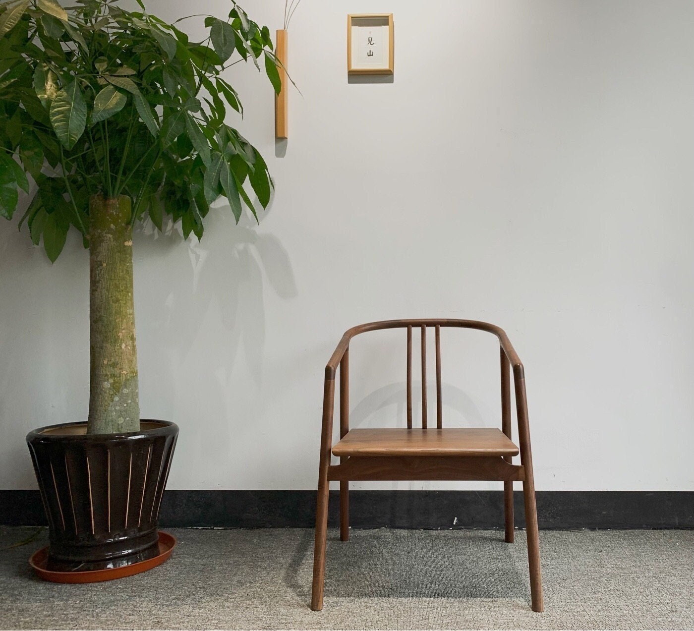 Mazonvintage-South American Walnut Wood Streak Simple Armchair