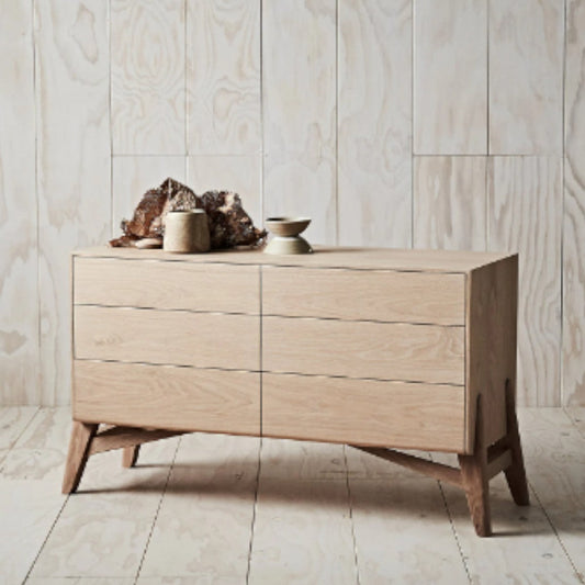 Jasna Oak Wood Chest of Drawers