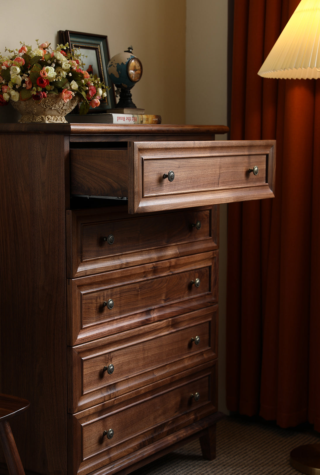 Mazonvintage-Heritage American Style Vintage Walnut Wood Dresser