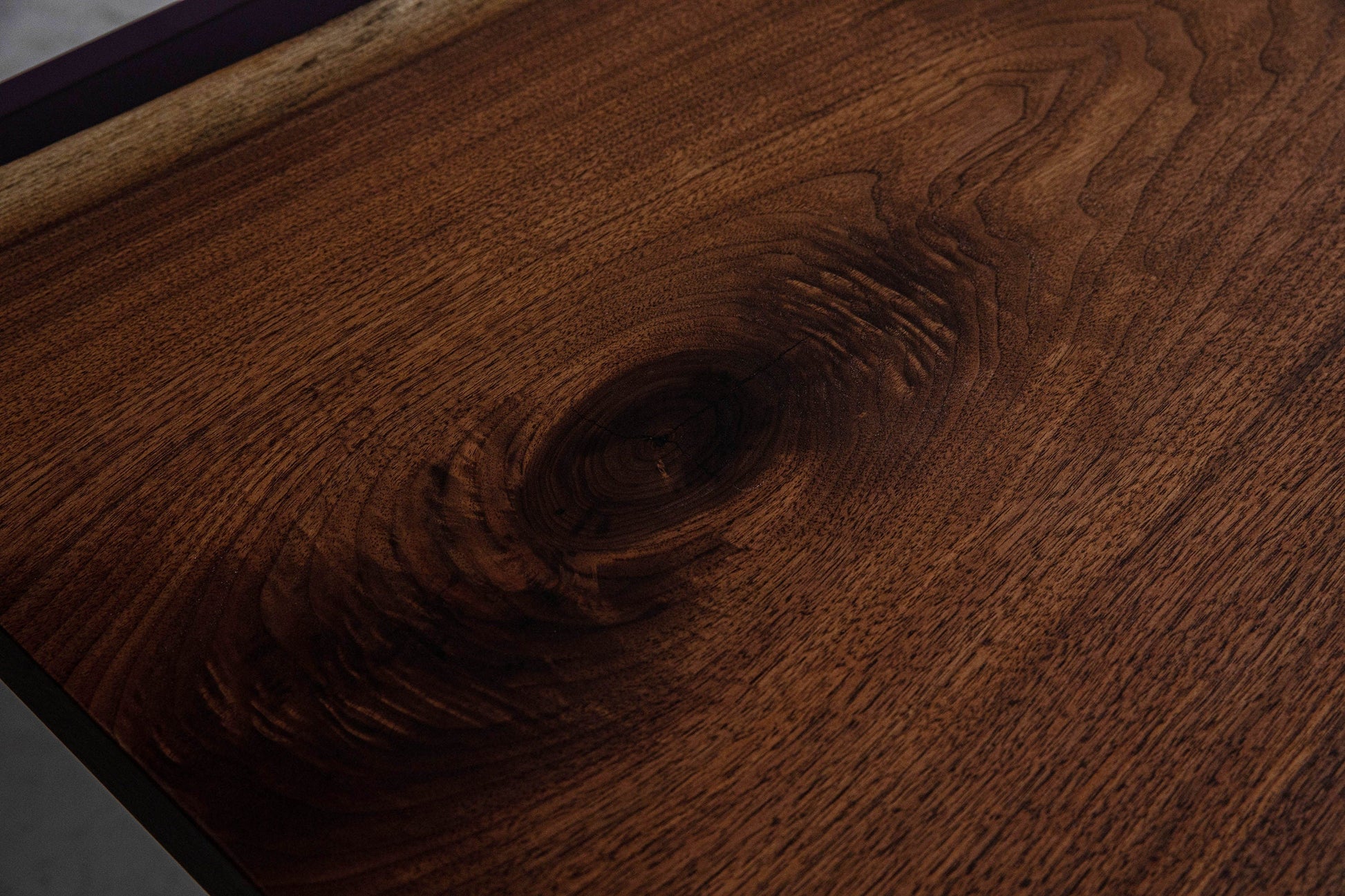 Mazonvintage-Elemental Handmade Single Epoxy Resin Table