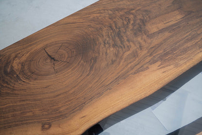 Mazonvintage-Ember Black Walnut Wood Epoxy Resin Table with Curved Shape