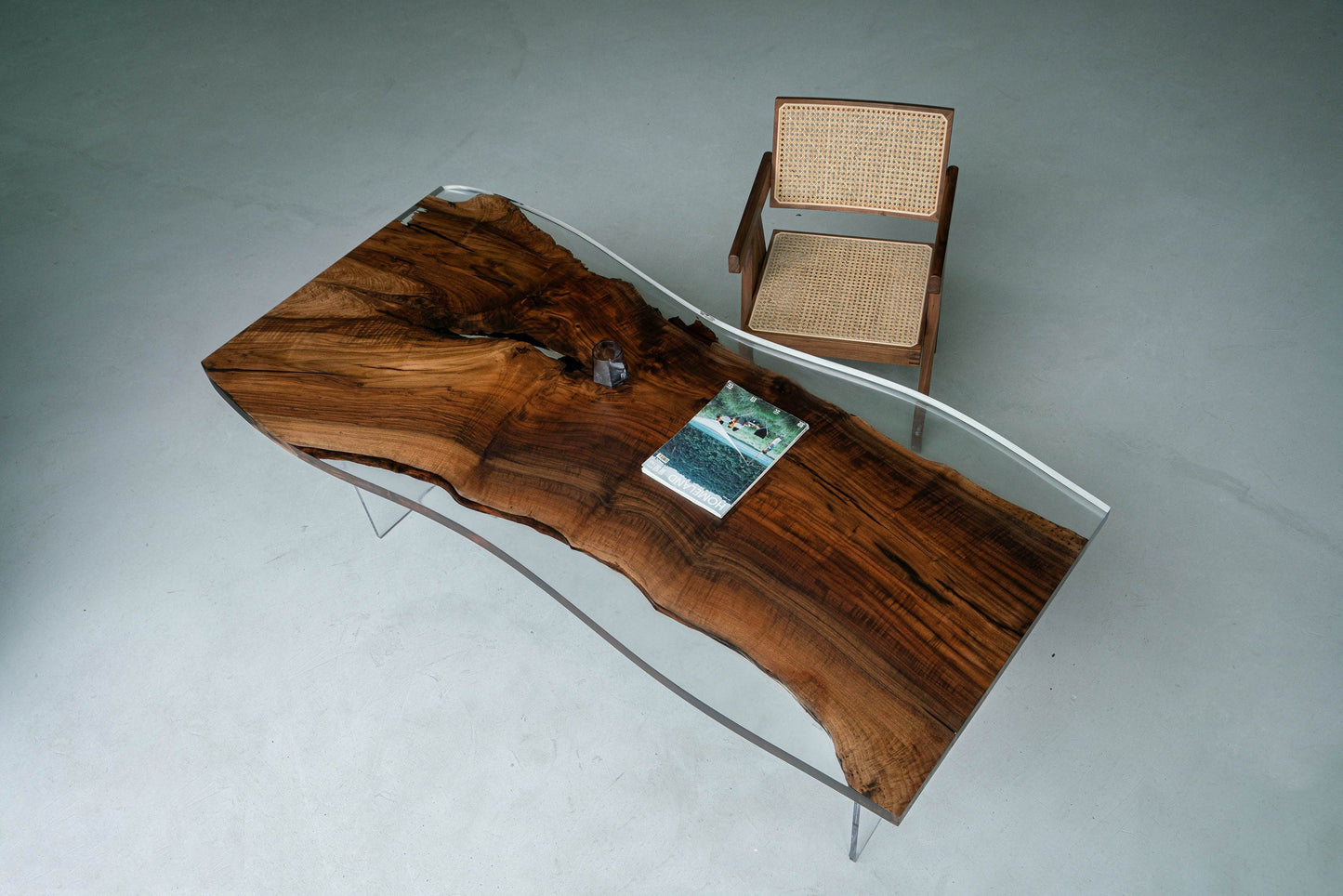 Mazonvintage-Live edge Handmade Unique Live Edge Epoxy Resin River Wood