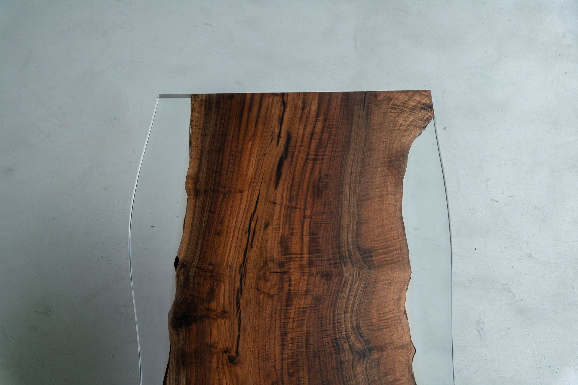 Mazonvintage-Live edge Handmade Unique Live Edge Epoxy Resin River Wood