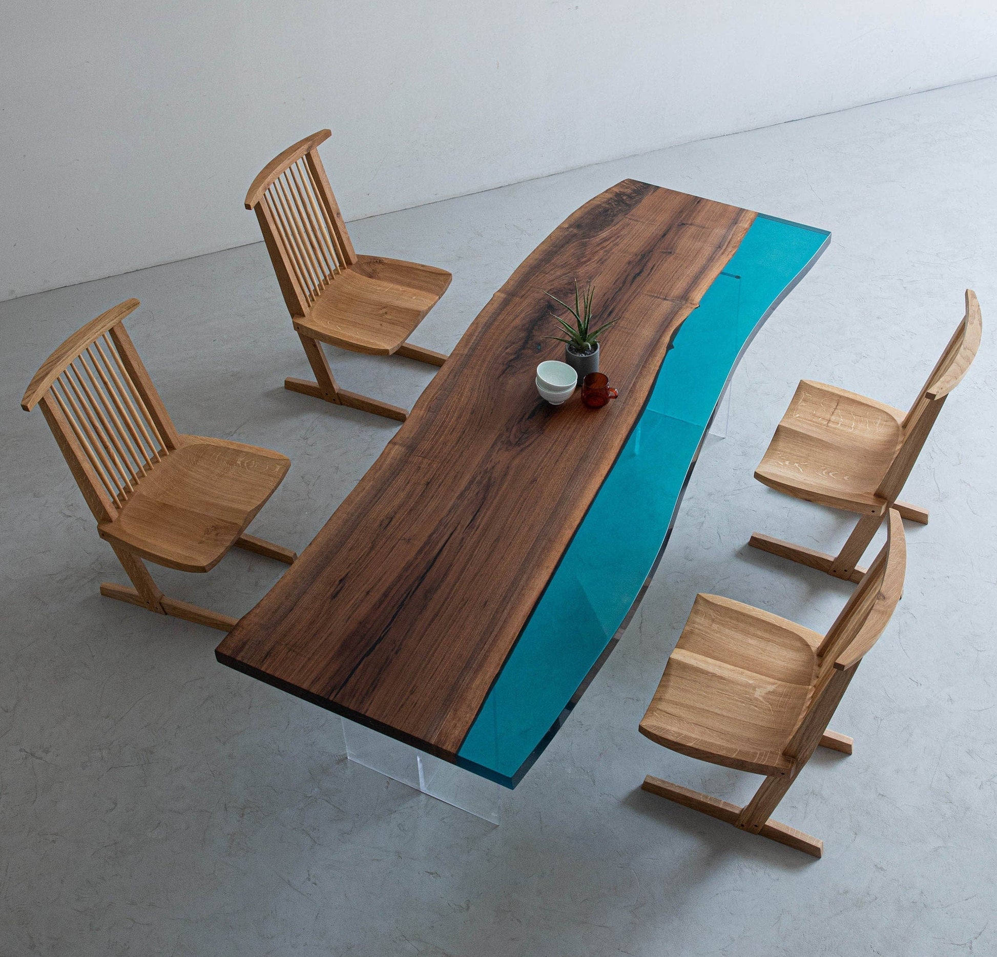 Mazonvintage-Dynasty Make-to-Order Resin Dining Table