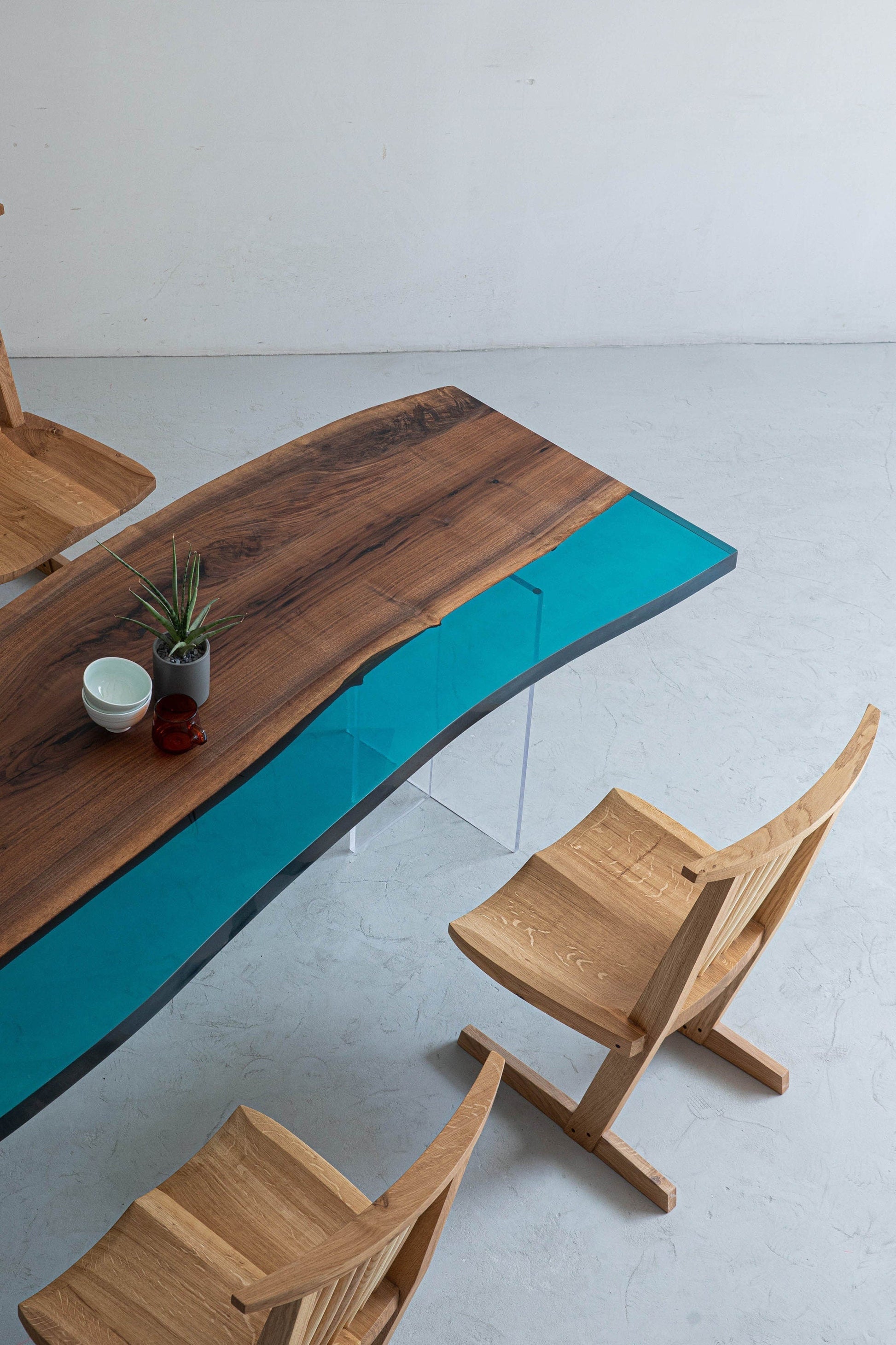 Mazonvintage-Dynasty Make-to-Order Resin Dining Table