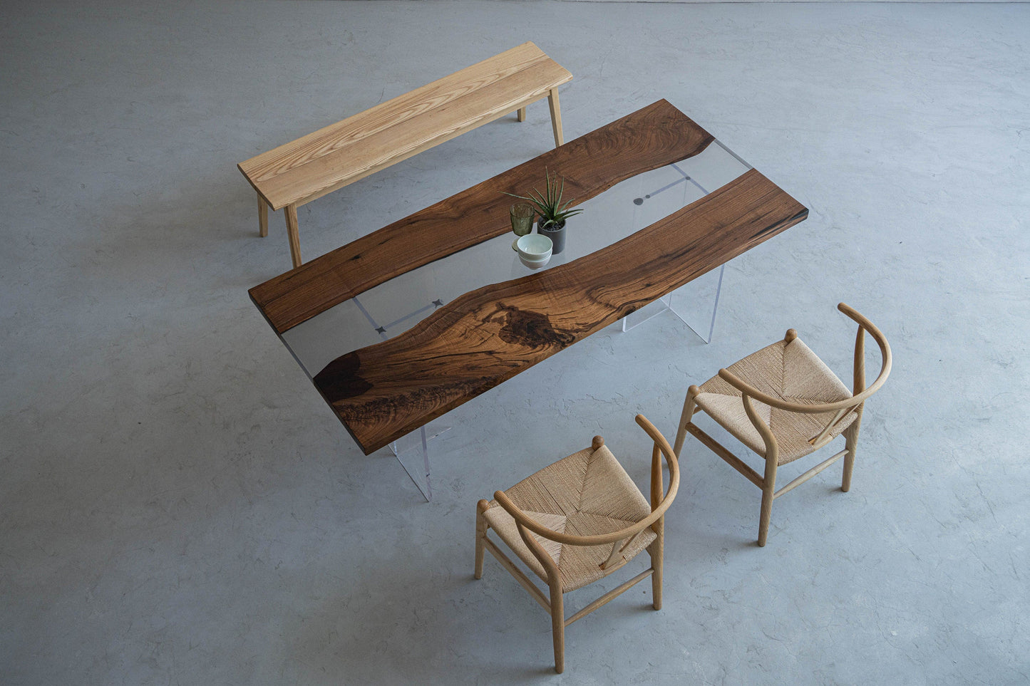 Mazonvintage-Fable Solid Black Walnut Two-Piece Wood Clear River Resin Table