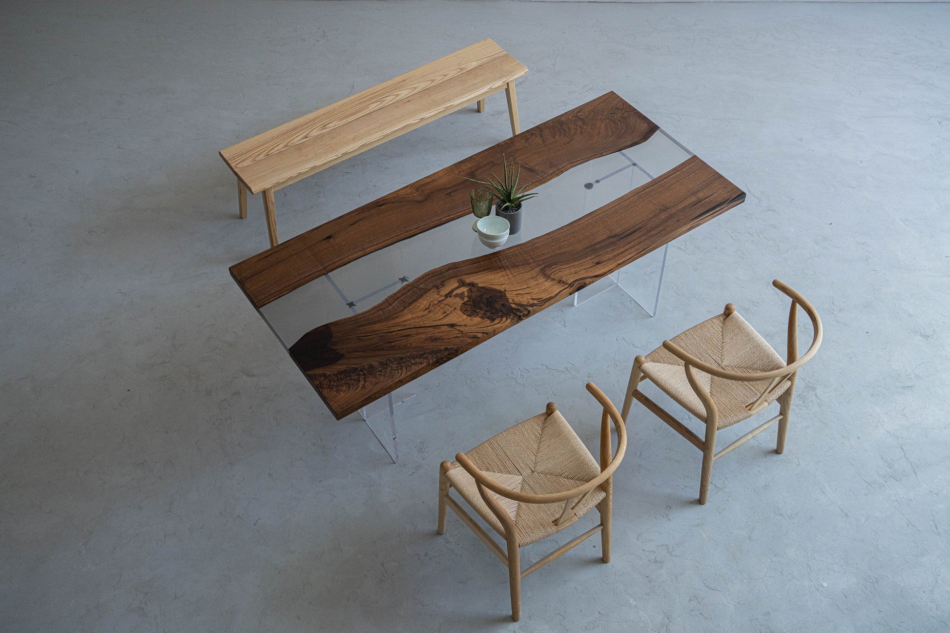 Mazonvintage-Fable Solid Black Walnut Two-Piece Wood Clear River Resin Table