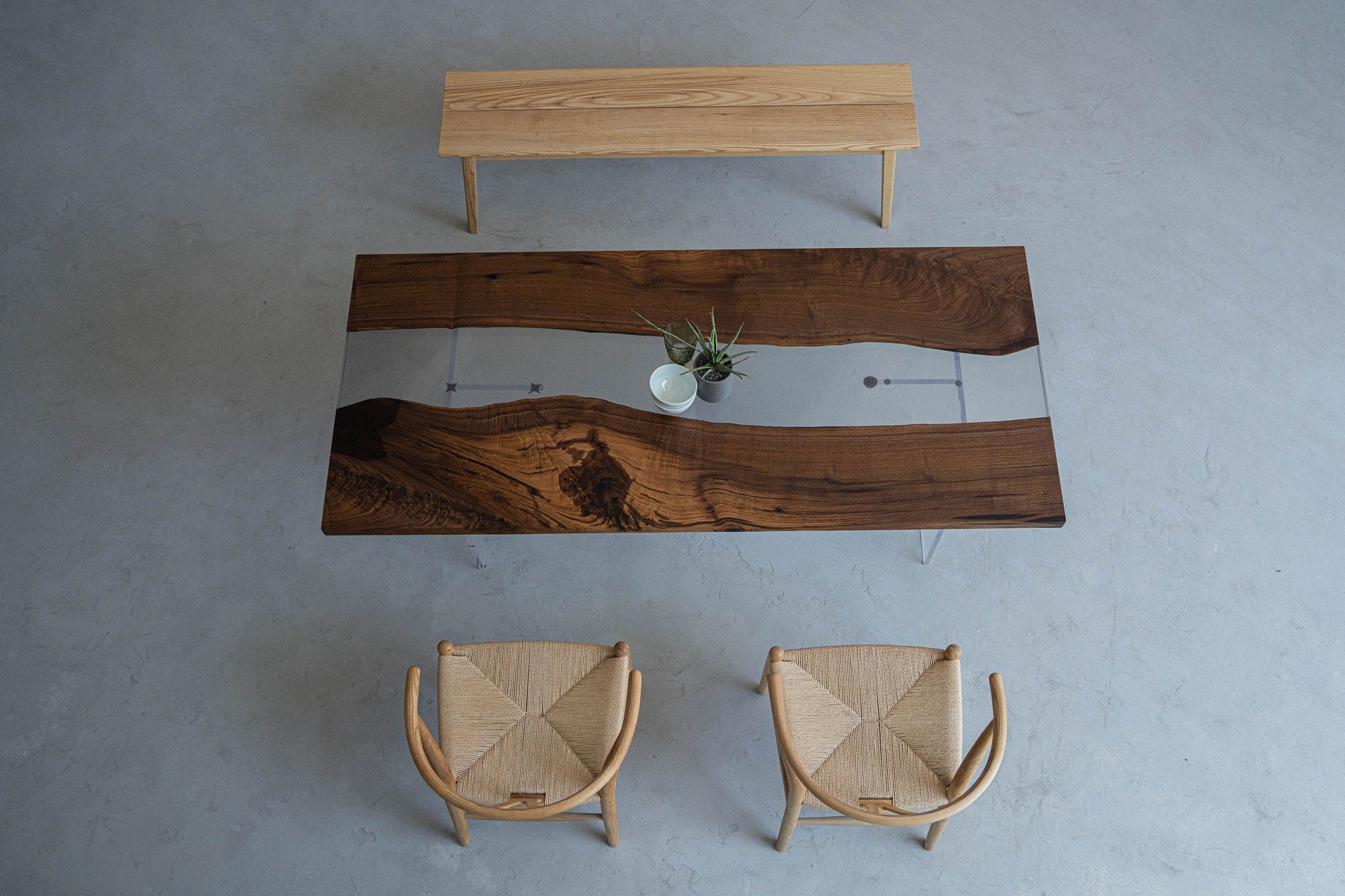 Mazonvintage-Fable Solid Black Walnut Two-Piece Wood Clear River Resin Table
