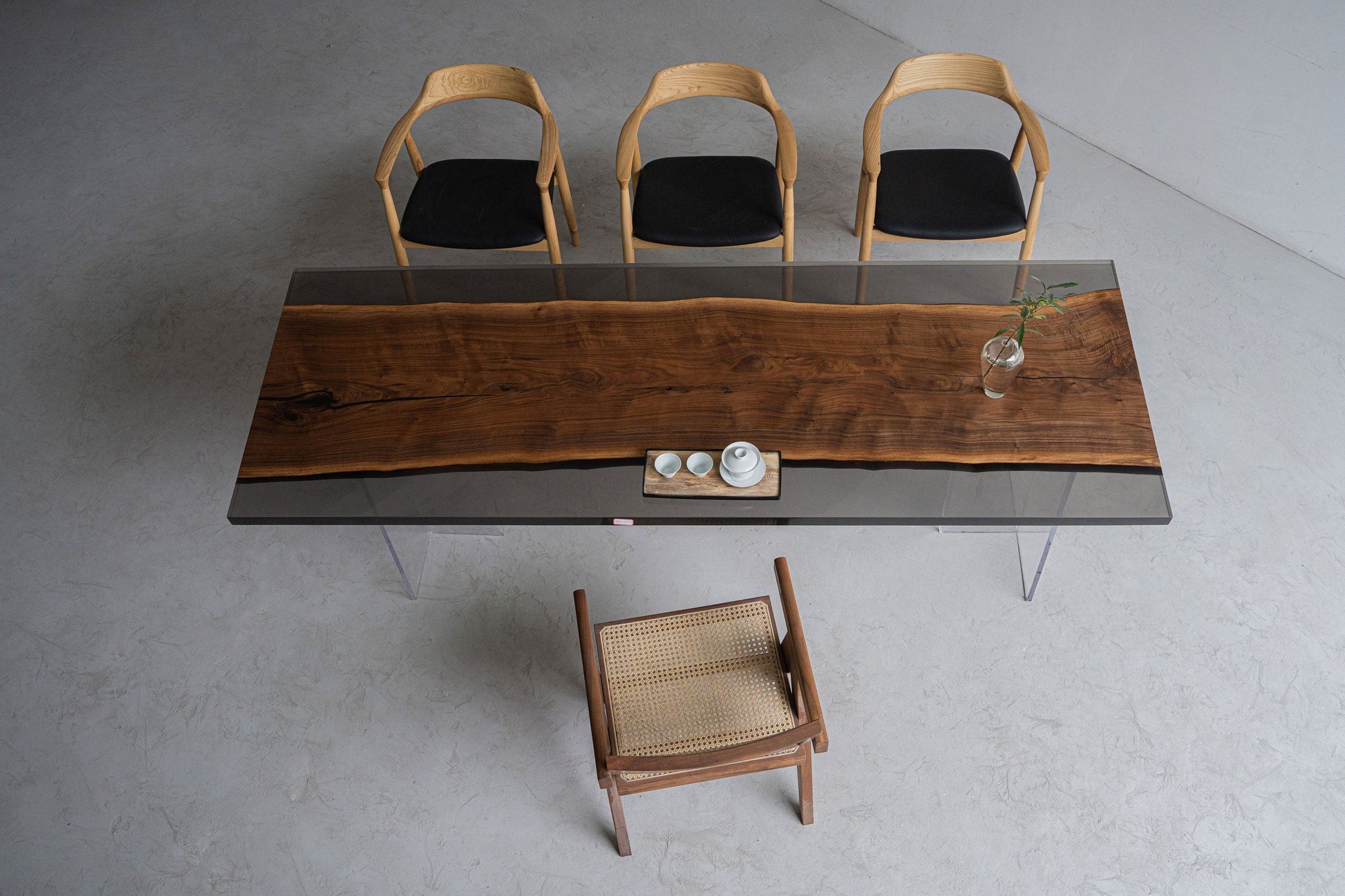 Mazonvintage-Solid Black Walnut Wood Epoxy Resin Table