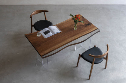 Mazonvintage-Solid Walnut Wood Coffee Table with Black Epoxy River
