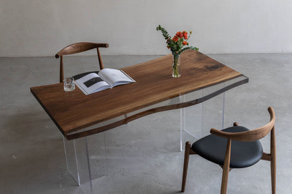 Mazonvintage-Solid Walnut Wood Coffee Table with Black Epoxy River