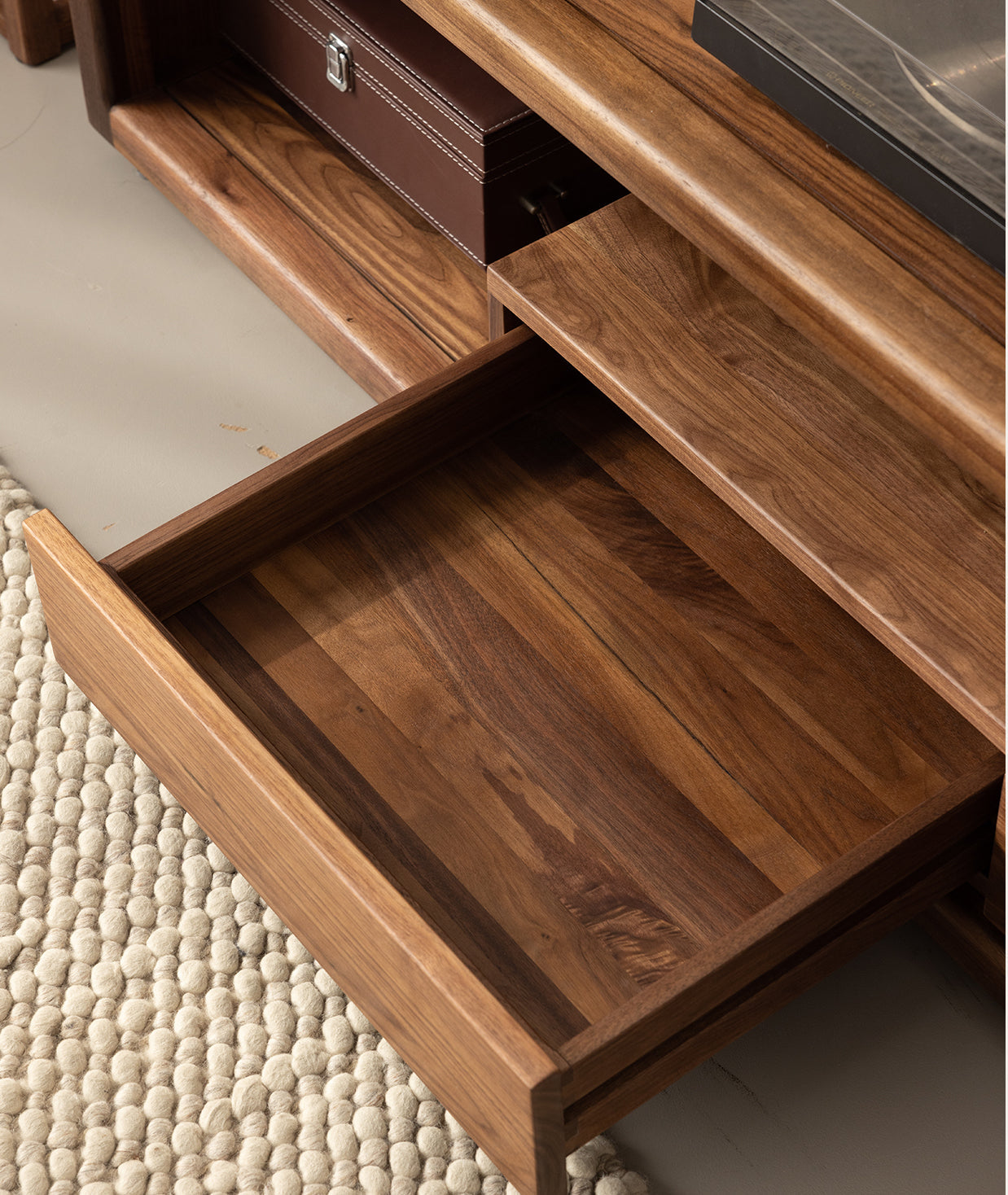 Mazonvintage-Sierra Open Space Style Solid Walnut Wood TV Stand