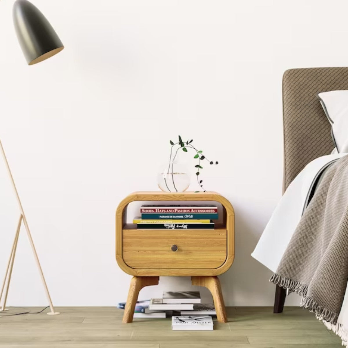Manrico Oak Wood Bedside