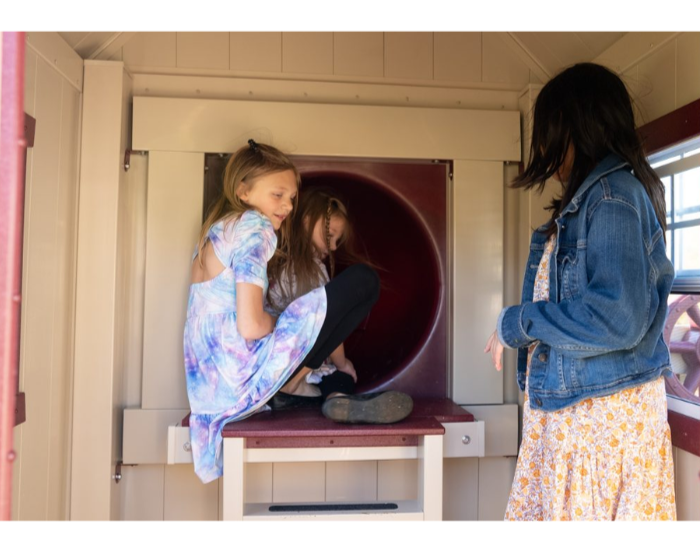 Orion’s Hideout Vinyl Swing Set with Playhouse